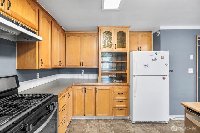 849 Burlingame Road, Mount Vernon, WA 98274