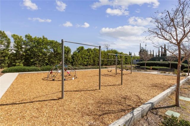 21710 Bene Drive, Saugus, CA 91350