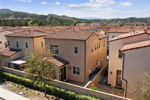 21710 Bene Drive, Saugus, CA 91350