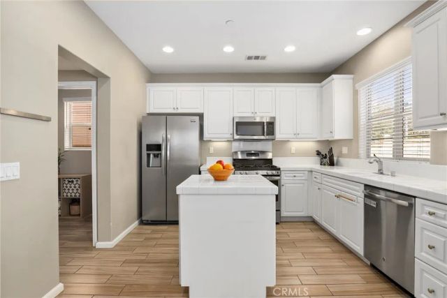 21710 Bene Drive, Saugus, CA 91350