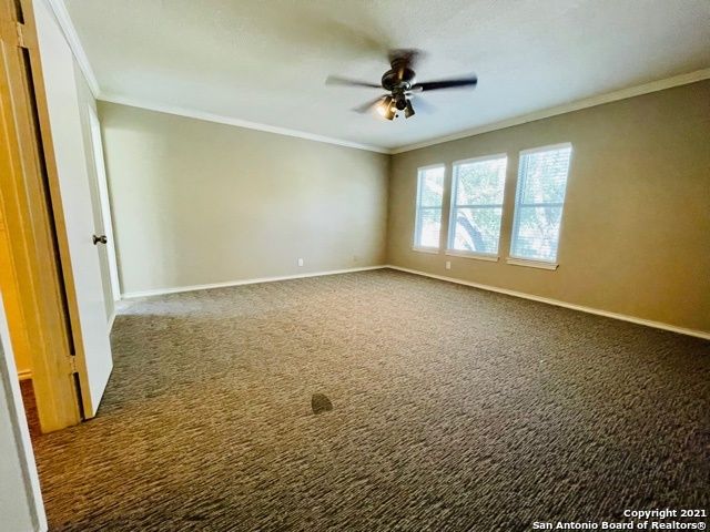 6346 REGENCY LN, San Antonio, TX 78249