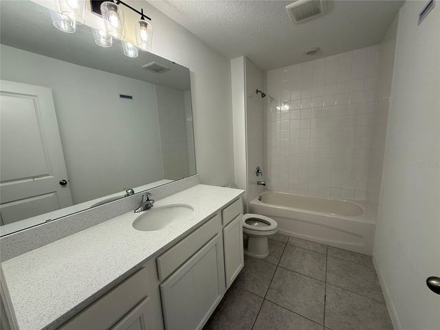 831 LONGBOAT DRIVE, Davenport, FL 33896