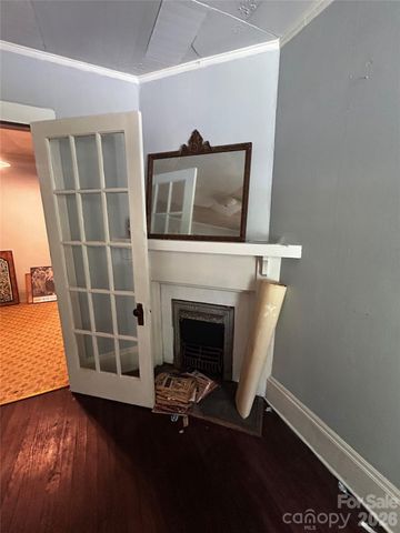 1701 W Mcfarland Avenue, Gastonia, NC 28052