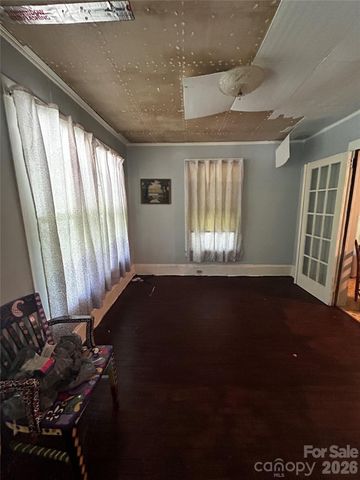 1701 W Mcfarland Avenue, Gastonia, NC 28052