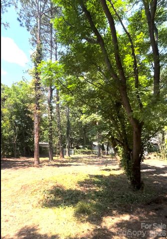 1701 W Mcfarland Avenue, Gastonia, NC 28052