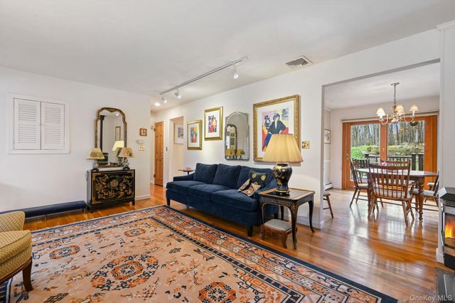 54 Lockwood Road, South Salem, NY 10590