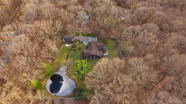 54 Lockwood Road, South Salem, NY 10590