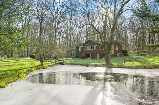 54 Lockwood Road, South Salem, NY 10590