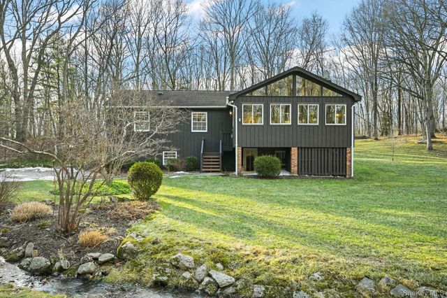 54 Lockwood Road, South Salem, NY 10590