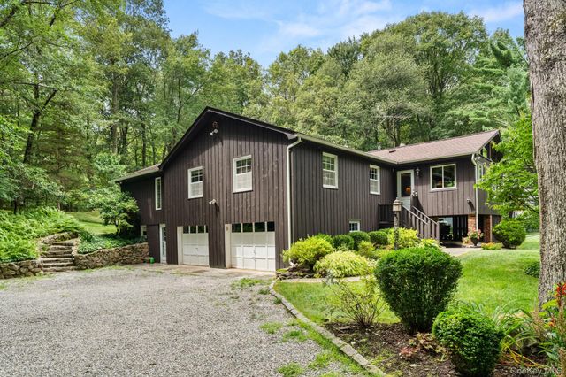 54 Lockwood Road, South Salem, NY 10590