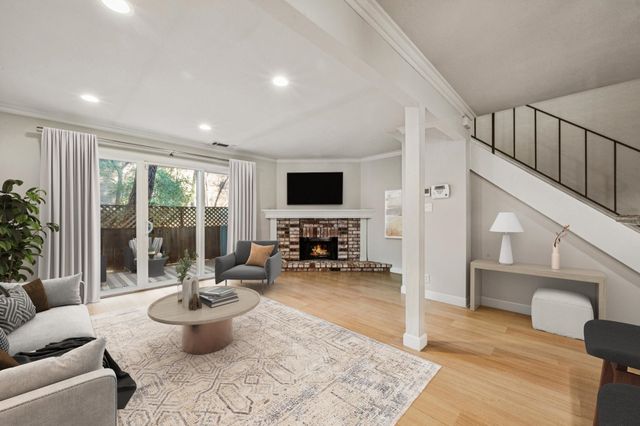 394 Ilo Ln 701, Danville, CA 94526