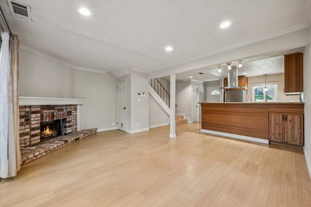 394 Ilo Ln 701, Danville, CA 94526