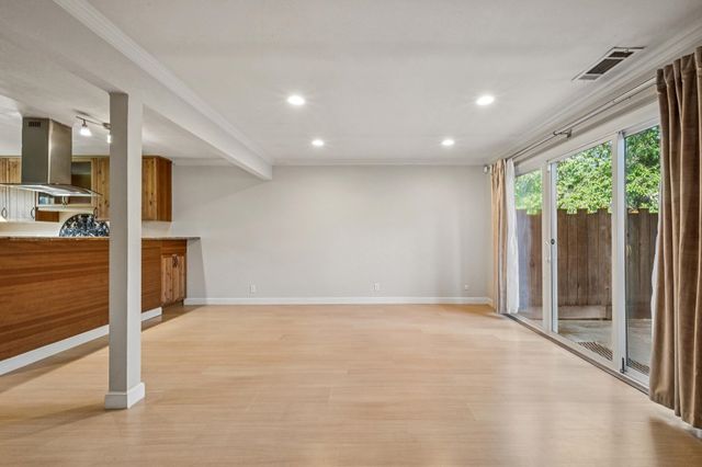 394 Ilo Ln 701, Danville, CA 94526