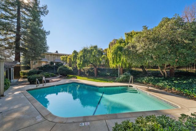 394 Ilo Ln 701, Danville, CA 94526