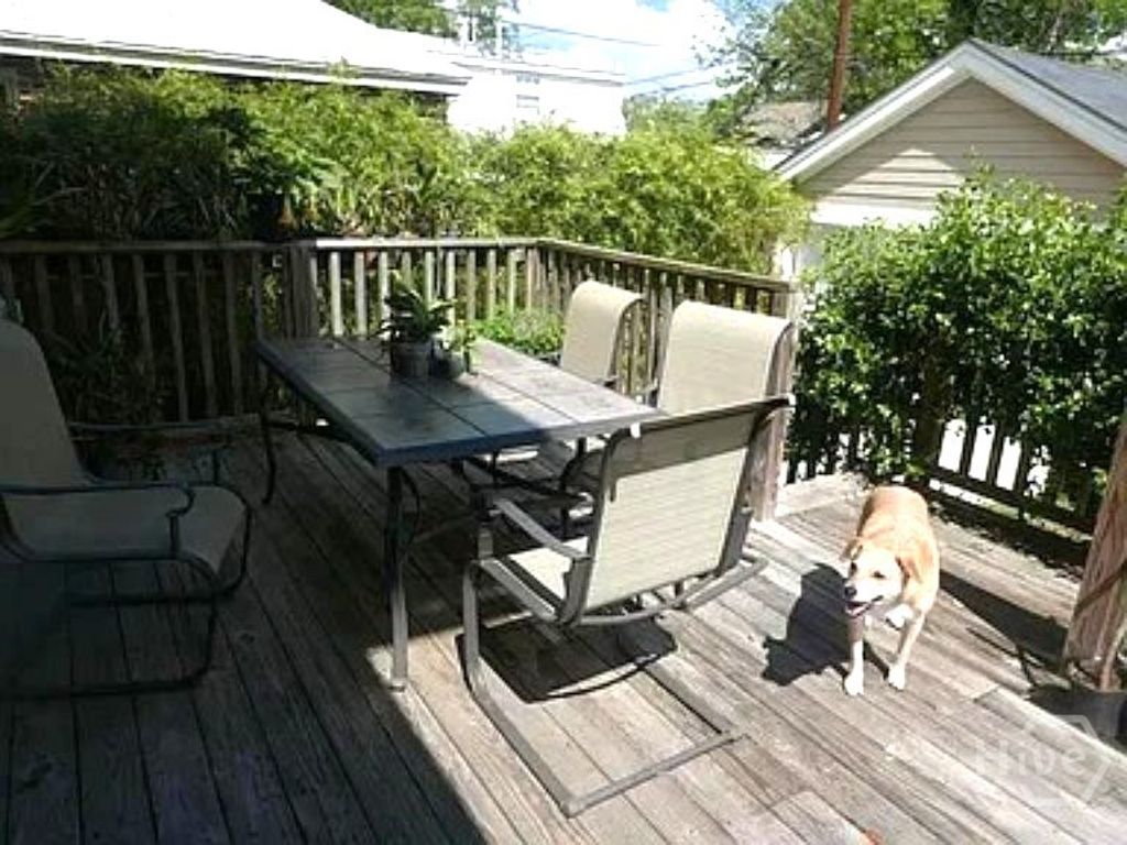 Image 22 of property listing at 18 E 45th Street, Savannah, GA 31405