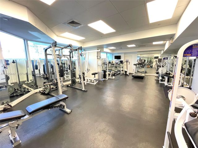 5900 Collins Ave 1104, Miami Beach, FL 33140