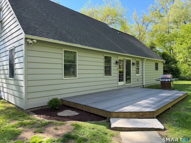 301 Grove Street, New Milford, CT 06776