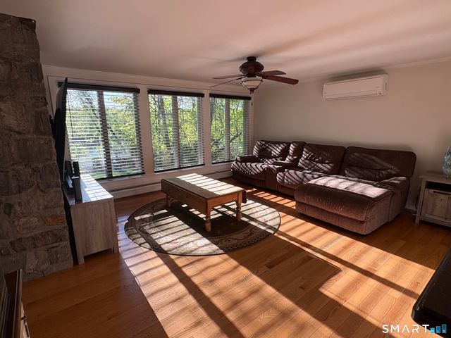 301 Grove Street, New Milford, CT 06776