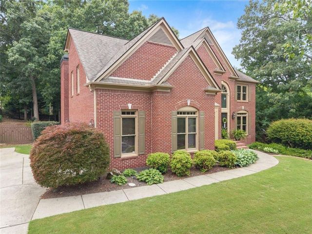 5225 McIntosh Drive, Cumming, GA 30040