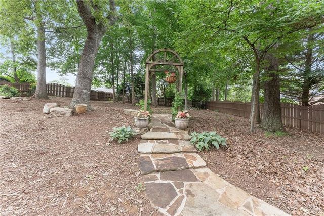 5225 McIntosh Drive, Cumming, GA 30040