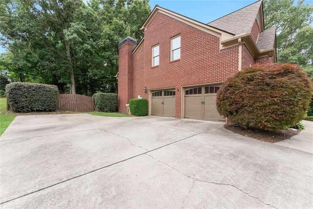 5225 McIntosh Drive, Cumming, GA 30040