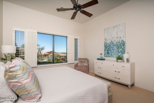 24350 N WHISPERING RIDGE Way 10, Scottsdale, AZ 85255