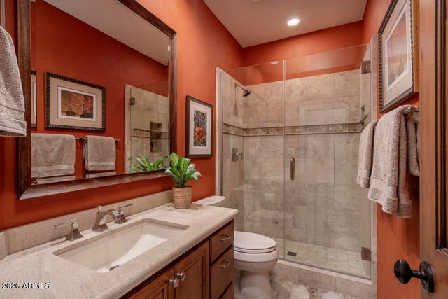 24350 N WHISPERING RIDGE Way 10, Scottsdale, AZ 85255