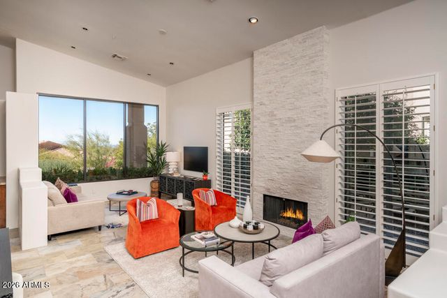 24350 N WHISPERING RIDGE Way 10, Scottsdale, AZ 85255