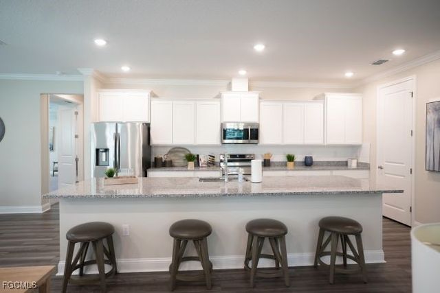 4725 24th AVE SE, Naples, FL 34117