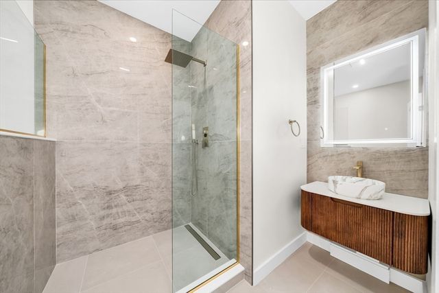 181 Maverick Street 1, Boston, MA 02128