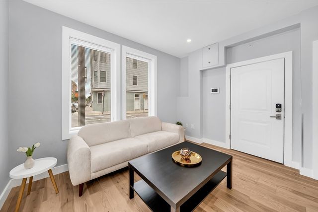 181 Maverick Street 1, Boston, MA 02128
