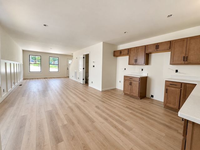 194 Oak St, Clarksville, TN 37042