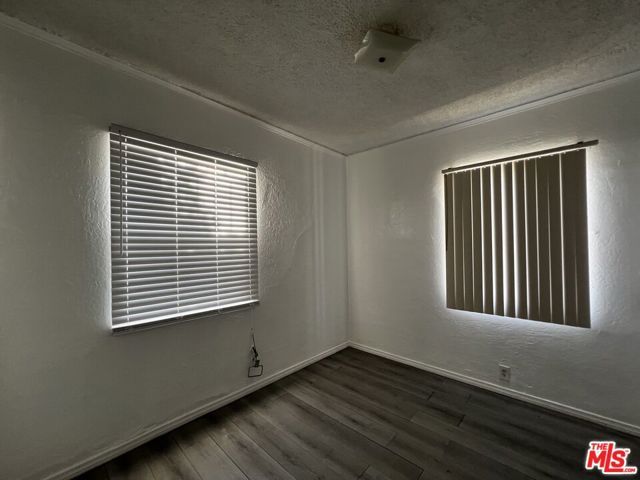639 W 80th Street, Los Angeles, CA 90044
