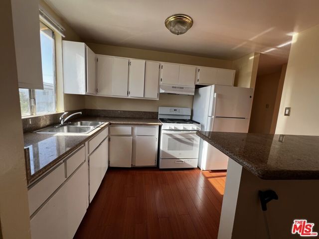 639 W 80th Street, Los Angeles, CA 90044