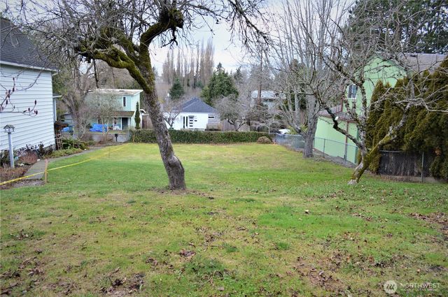 1321 23rd Street, Bellingham, WA 98225