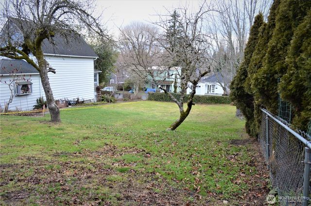 1321 23rd Street, Bellingham, WA 98225