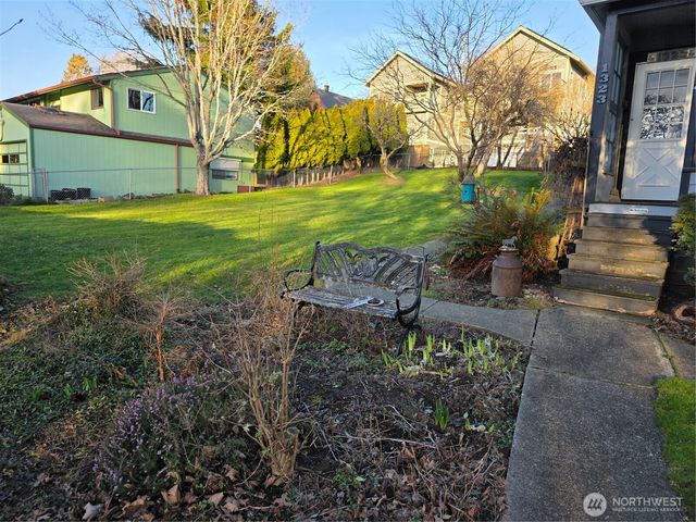 1321 23rd Street, Bellingham, WA 98225