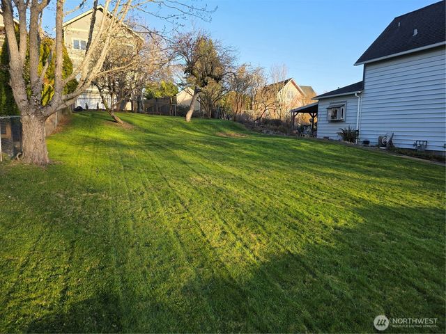 1321 23rd Street, Bellingham, WA 98225