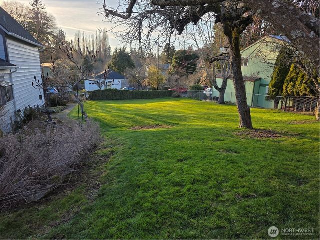 1321 23rd Street, Bellingham, WA 98225