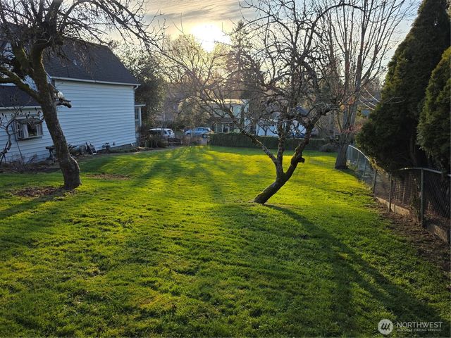 1321 23rd Street, Bellingham, WA 98225