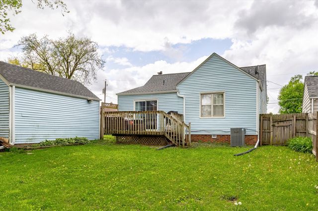 3909 68th Street, Urbandale, IA 50322