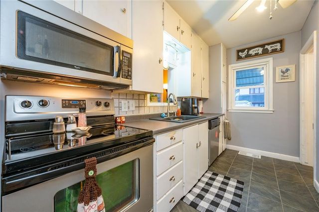 3909 68th Street, Urbandale, IA 50322