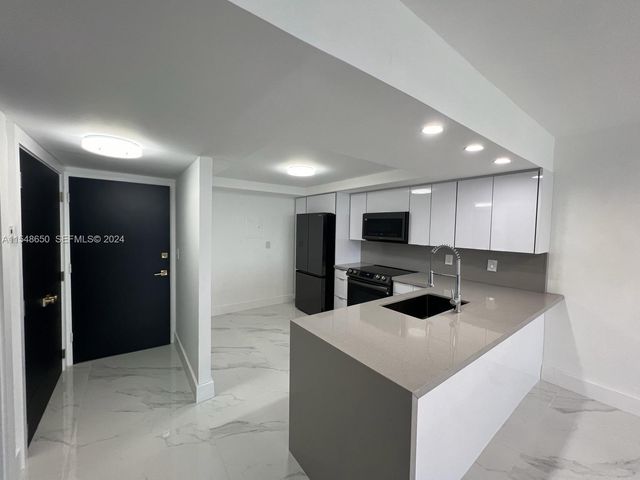 1301 NE Miami Gardens Drive 1101W, Miami, FL 33179