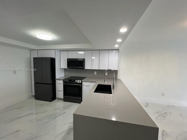 1301 NE Miami Gardens Drive 1101W, Miami, FL 33179