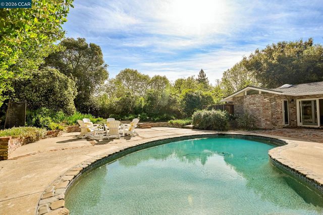 2007 Calle Los Callados, Diablo, CA 94528