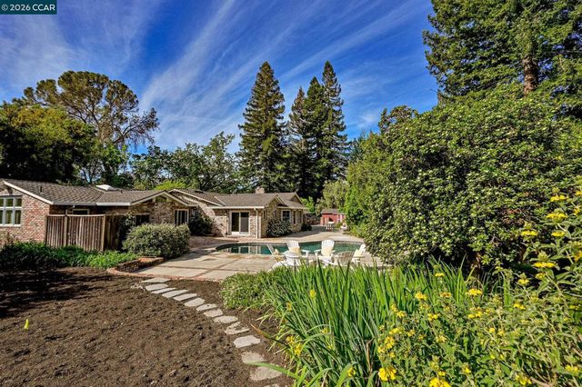 2007 Calle Los Callados, Diablo, CA 94528