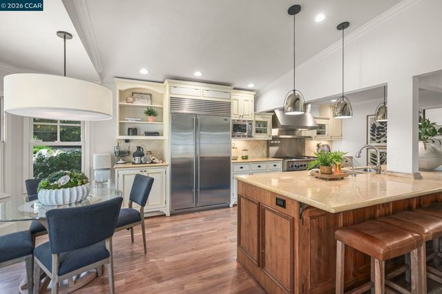 2007 Calle Los Callados, Diablo, CA 94528