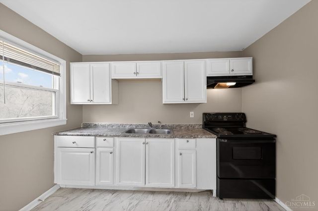 4438 Schulte Drive, Cincinnati, OH 45205