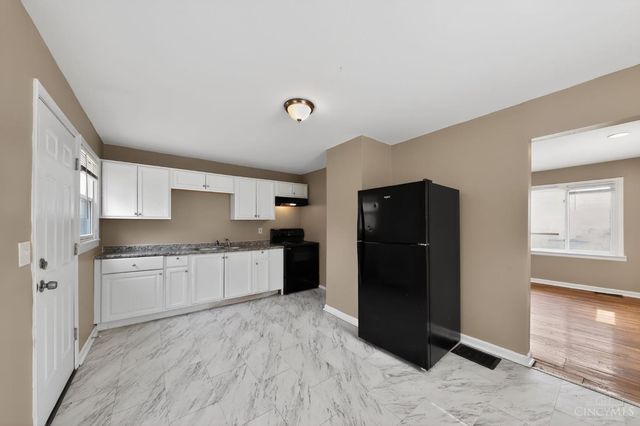 4438 Schulte Drive, Cincinnati, OH 45205