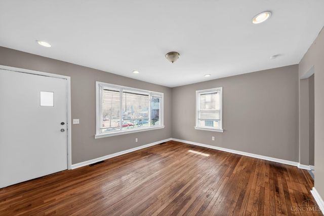 4438 Schulte Drive, Cincinnati, OH 45205